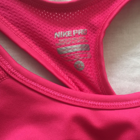 Nike sports bra - Picture 2 of 5